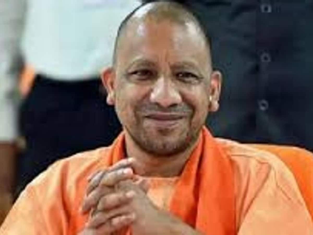 CM योगी को जान से मारने, राम मंदिर को बम से उड़ाने की धमकी; यूपी 112 के व्हाट्सऐप पर मैसेज 1 CM Yogi Adityanath reviewed preparations for the M 1778509401786 1778509414927