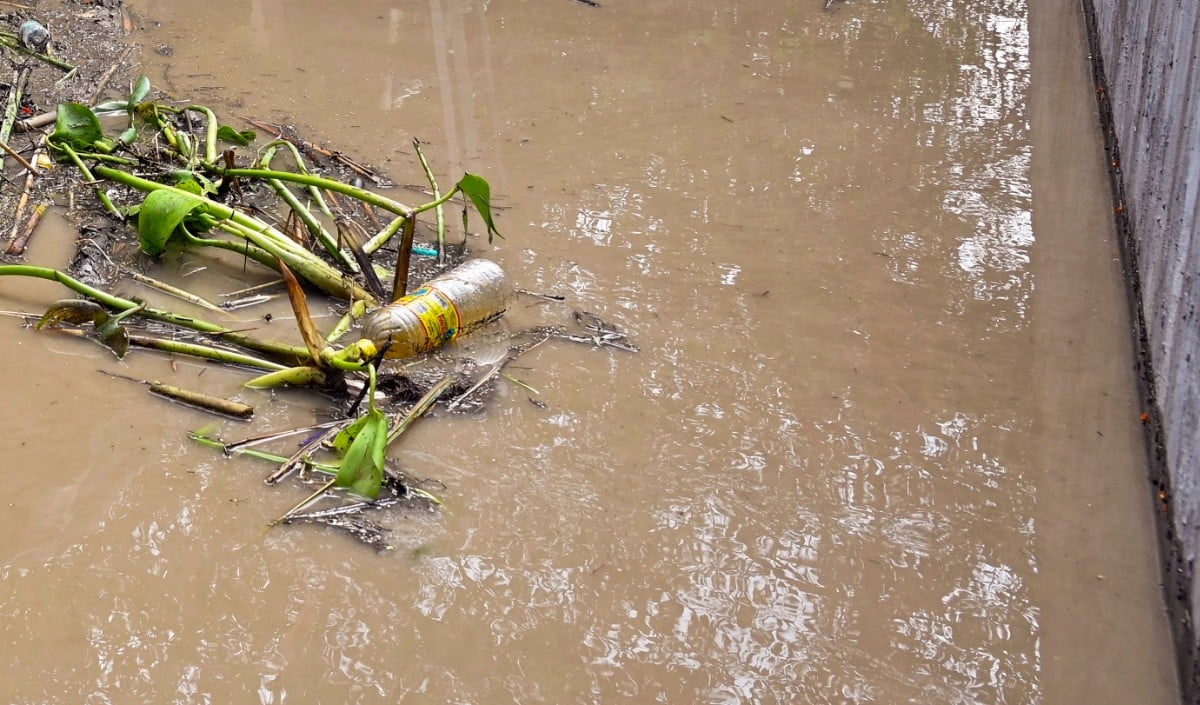 Kenya Floods | केन्या में कुदरत का कहर! भारी बारिश और बाढ़ से एक हफ्ते में 18 की मौत, हजारों बेघर
