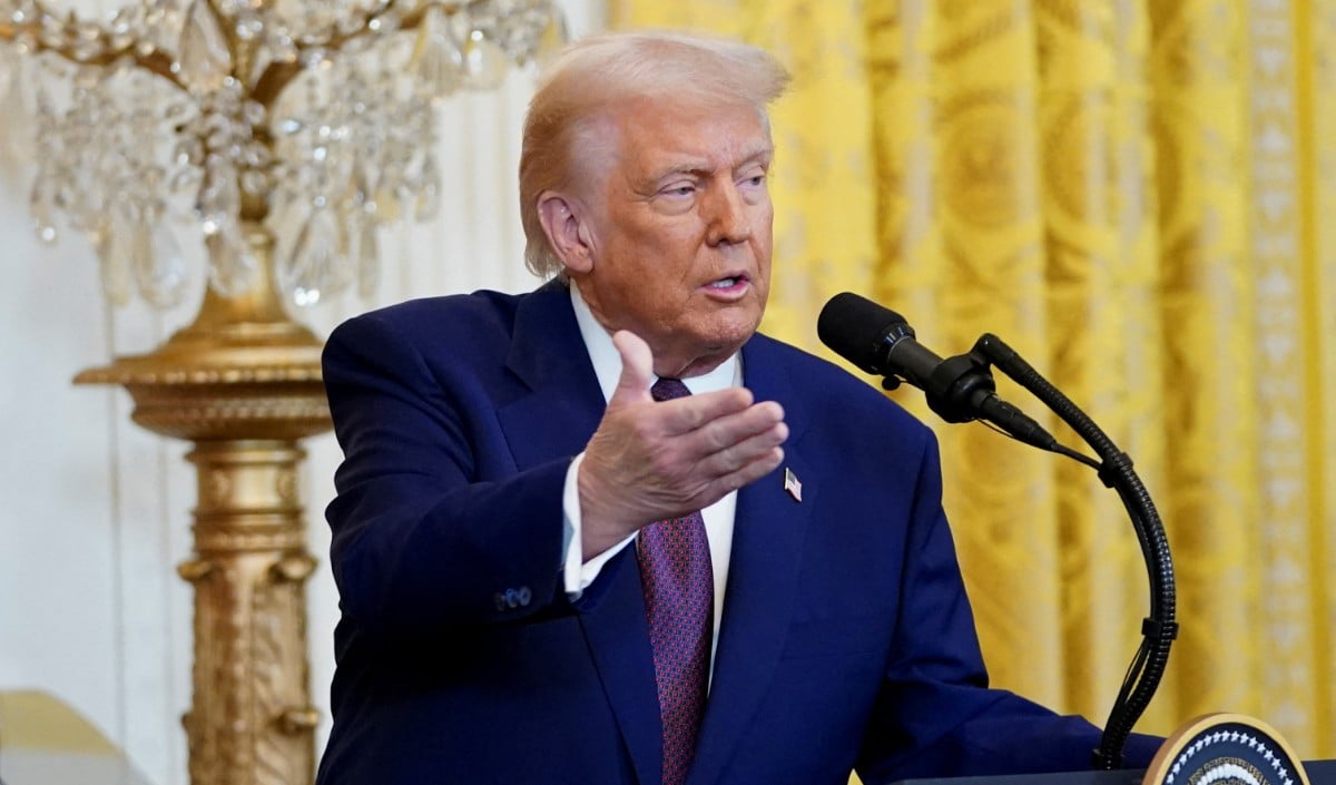 trump large 0928 21